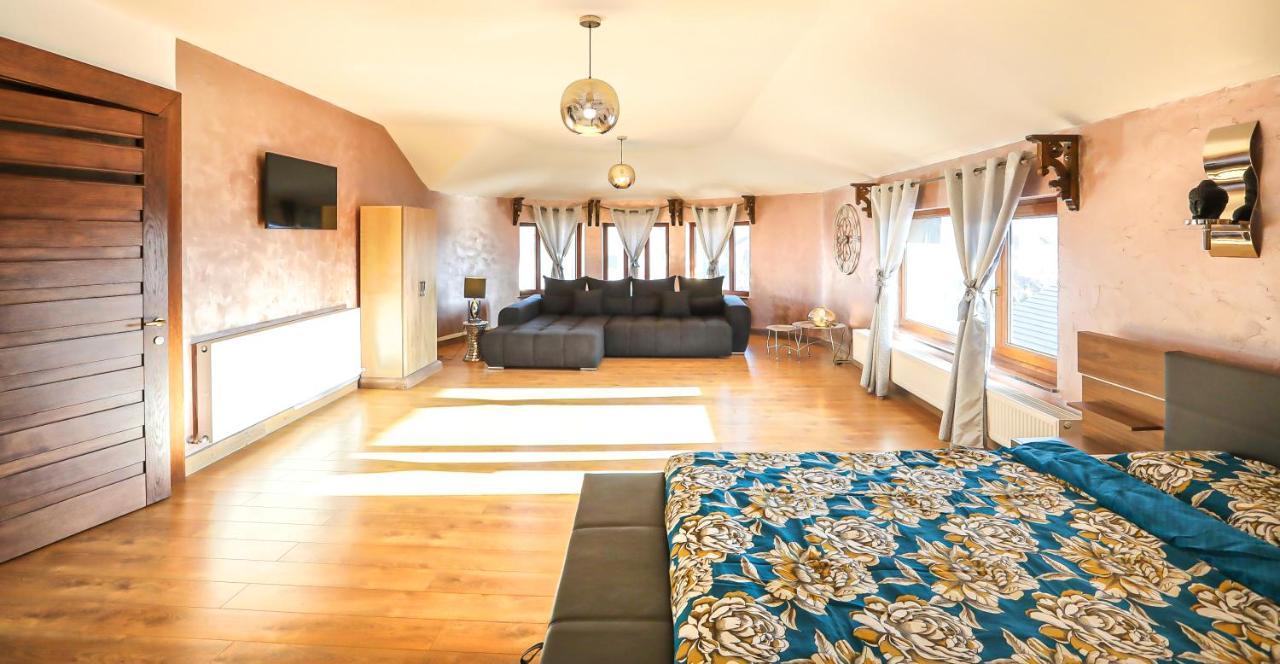Transilvania Mansion Braşov Esterno foto