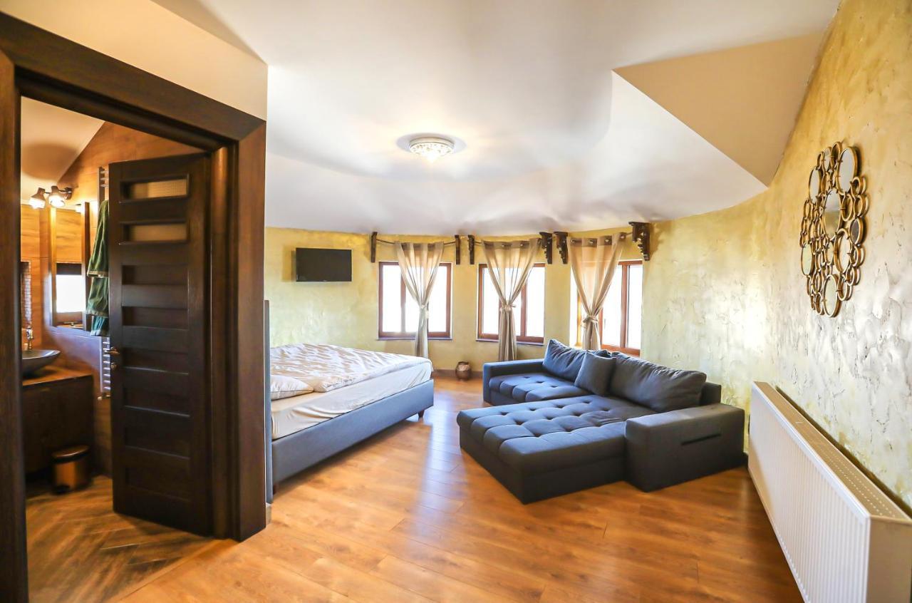 Transilvania Mansion Braşov Esterno foto