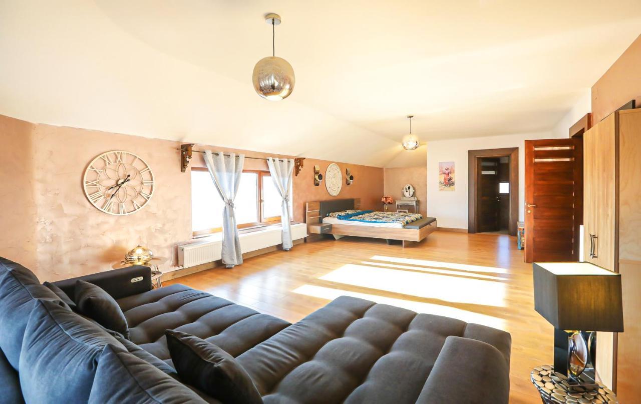 Transilvania Mansion Braşov Esterno foto