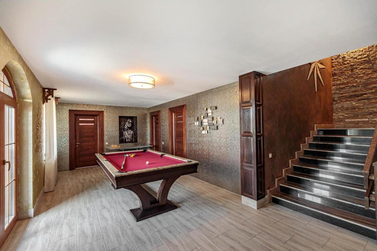 Transilvania Mansion Braşov Esterno foto